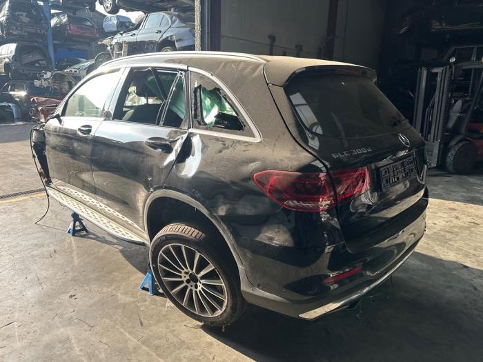 Mercedes GLC 2.0 300d 16V 4-Matic Sloopvoertuig (2019, Zwart)