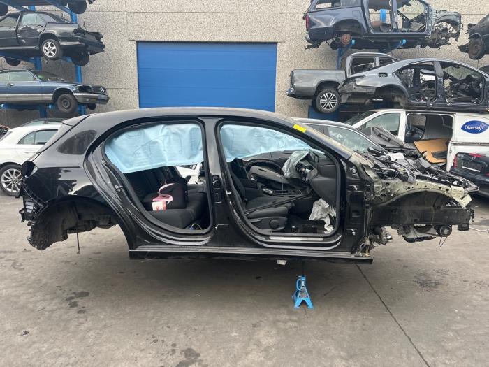 Mercedes A-Klasse V876