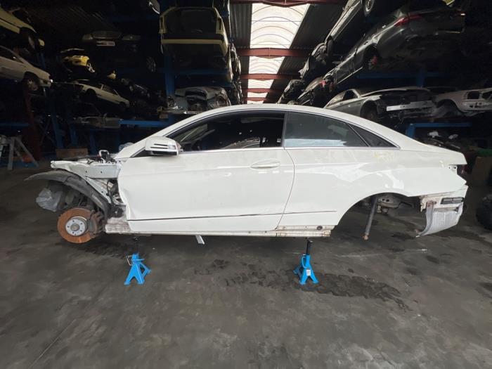 Mercedes E-Klasse V887