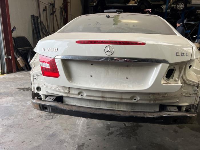 Mercedes E-Klasse V887