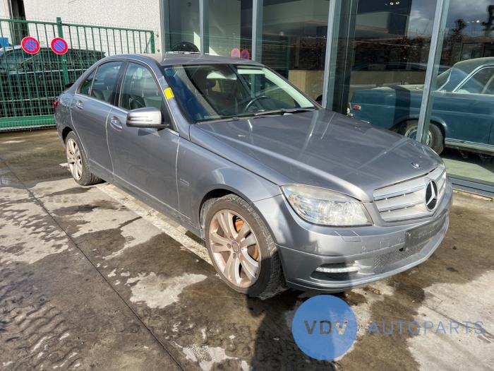 Mercedes C (W204) 2.2 C-200 CDI 16V BlueEFFICIENCY