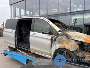 Mercedes V 2.1 200 CDI, 200 d 16V  (Sloop)