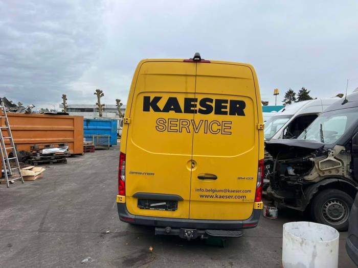 Mercedes Sprinter 3,5t 314 CDI 2.1 D RWD Sloopvoertuig (2018, Geel)
