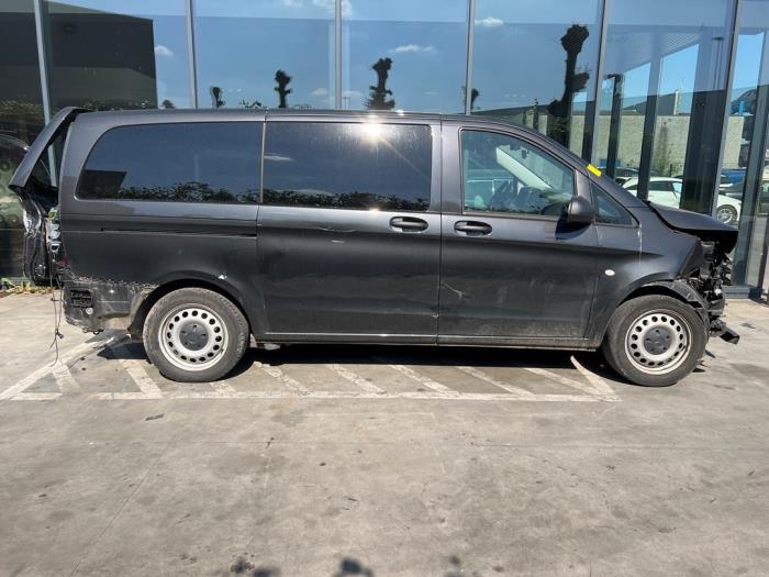 Mercedes Vito V933