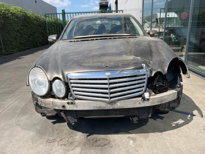 Mercedes E-Klasse V939