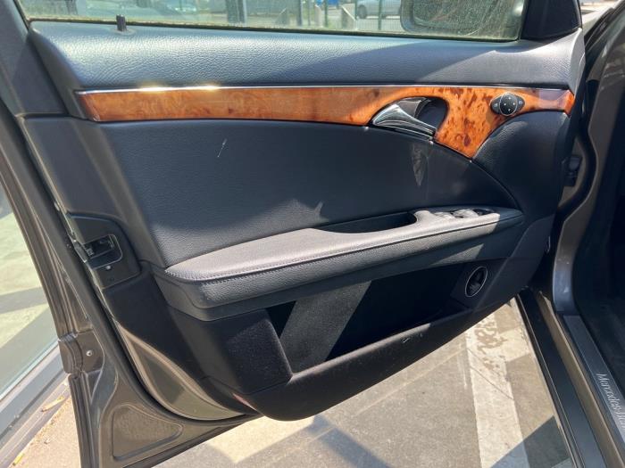 Mercedes E-Klasse V939