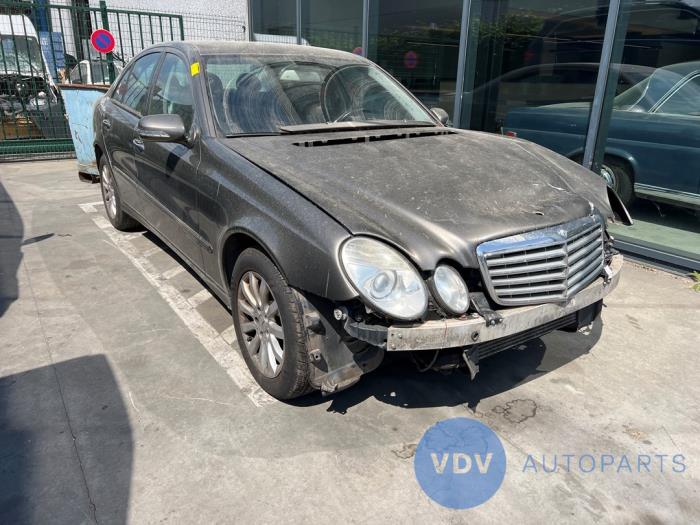 Mercedes E (W211) 2.2 E-200 CDI 16V