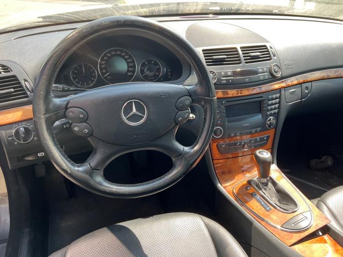 Mercedes E-Klasse V939