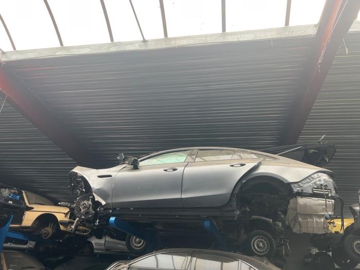 Mercedes AMG GT V943