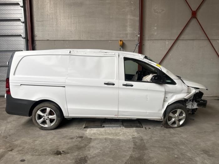 Mercedes Vito V946