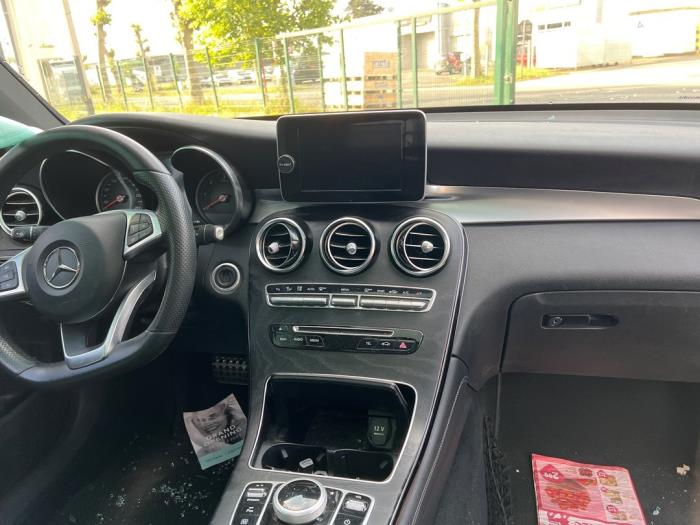 Mercedes GLC-Klasse V950