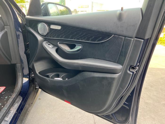 Mercedes GLC-Klasse V950