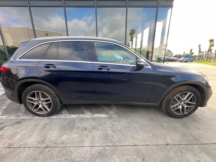 Mercedes GLC-Klasse V950