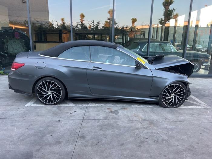 Mercedes E-Klasse V952