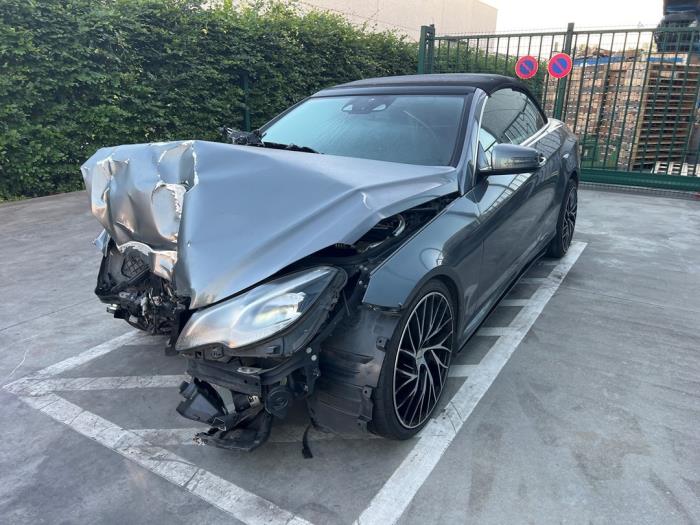 Mercedes E-Klasse V952