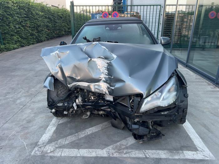 Mercedes E-Klasse V952