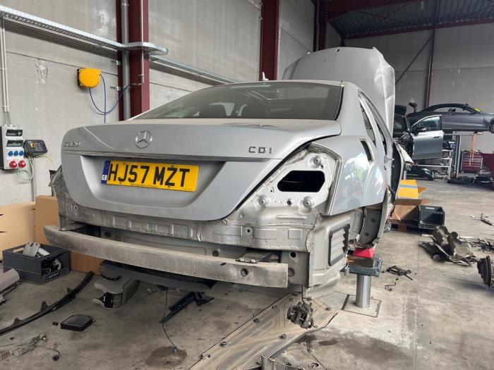 Mercedes S-Klasse V961