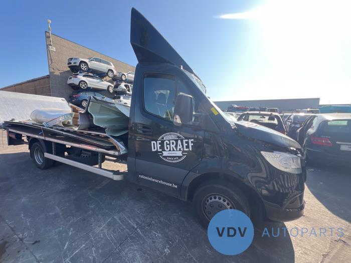 Mercedes Sprinter 5t (907.6) 515 CDI 2.0 D RWD