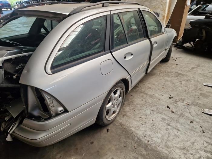 Mercedes C-Klasse V973