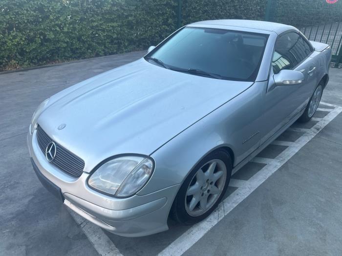 Mercedes SLK 2.0 200 K 16V Sloopvoertuig (2001, Grijs)