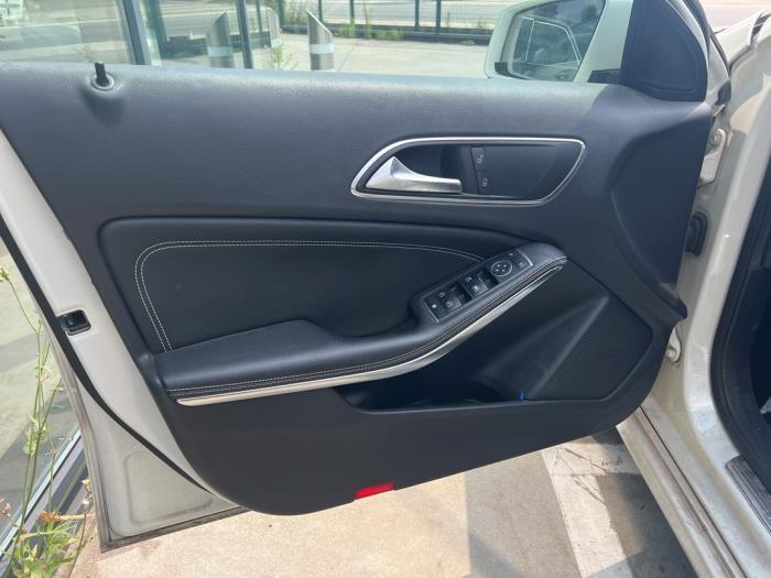 Mercedes A-Klasse V990