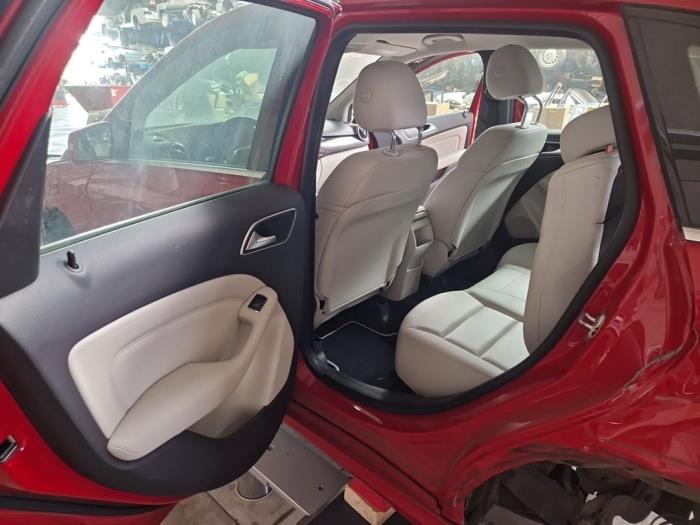 Mercedes B-Klasse V995