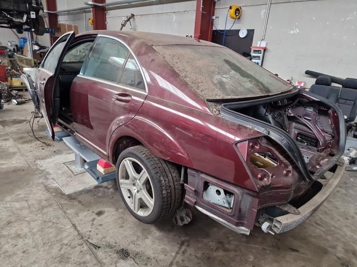 Mercedes S-Klasse V1009