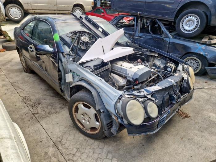 Mercedes CLK V1017