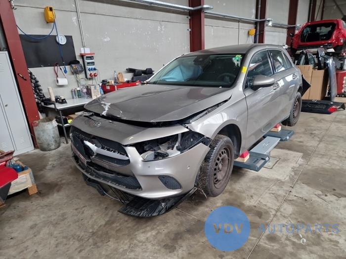 Mercedes A (177.0) 1.3 A-160 Turbo 16V