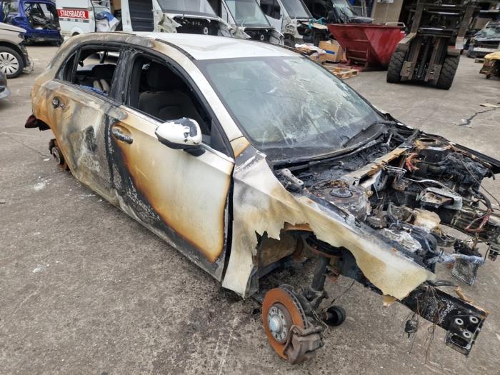 Mercedes A-Klasse V1024