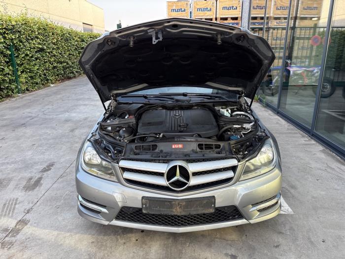 Mercedes C-Klasse V1033