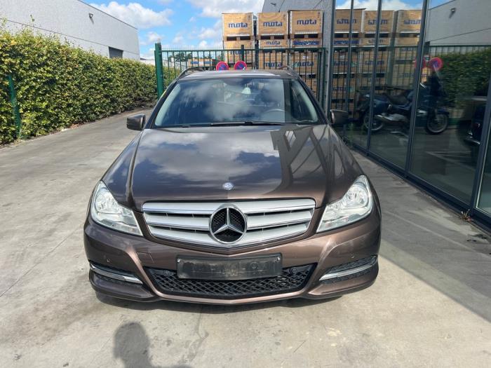 Mercedes C-Klasse V1041