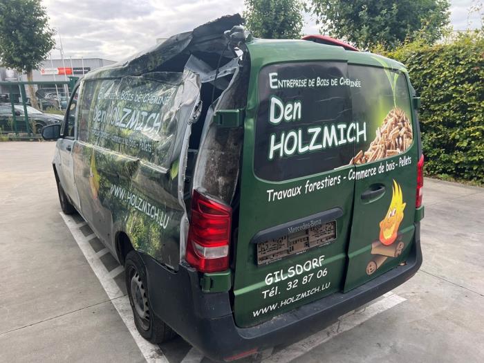 Mercedes Vito V1044