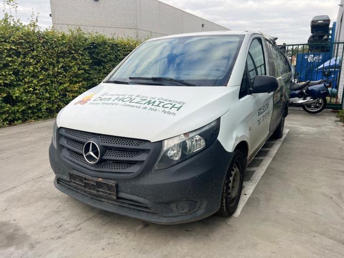 Mercedes Vito V1044