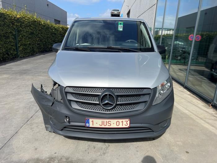 Mercedes Vito V1053