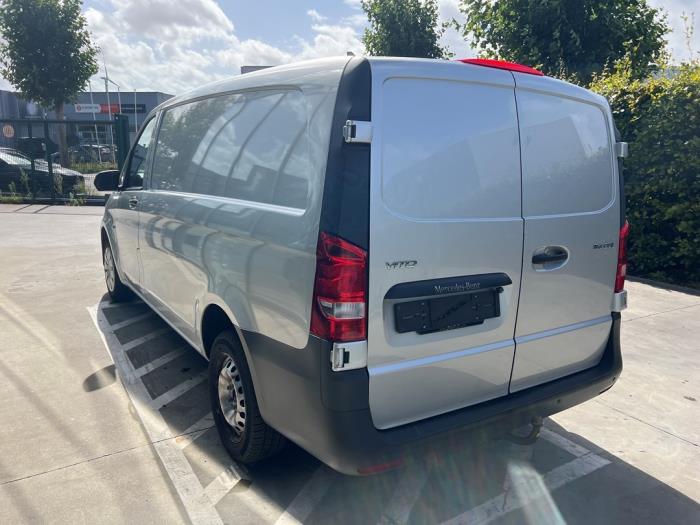 Mercedes Vito V1053