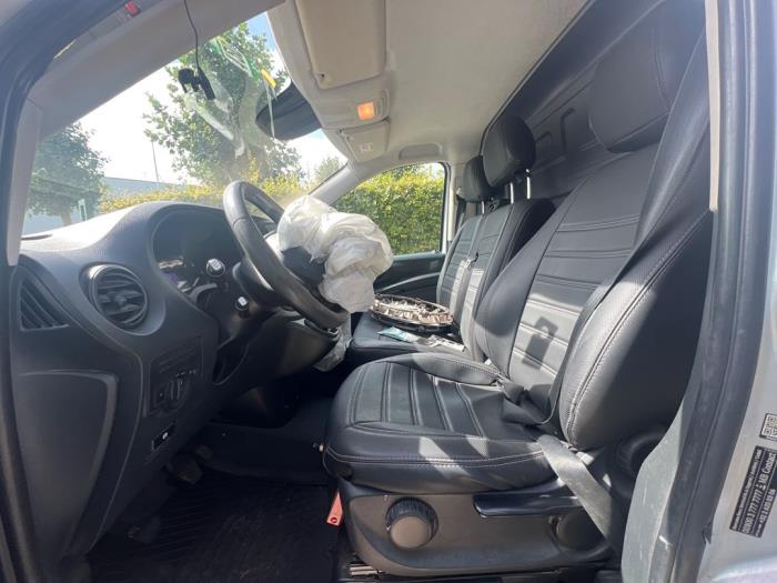 Mercedes Vito V1053