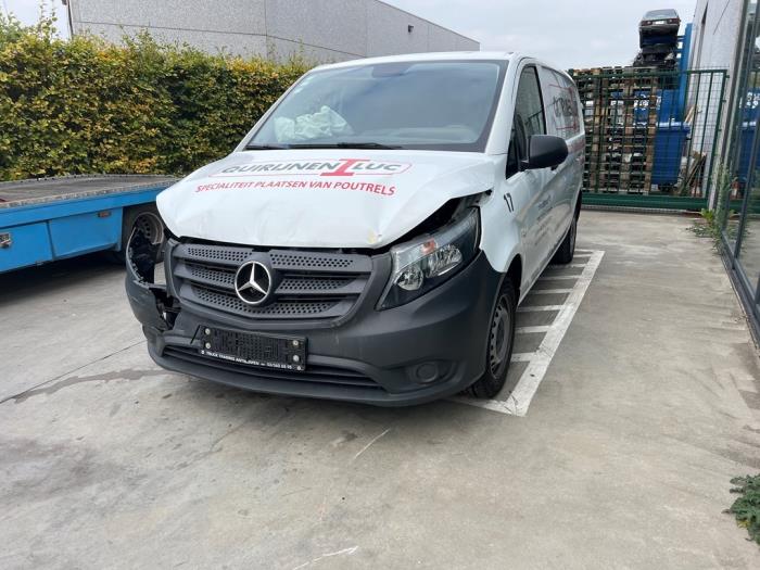 Mercedes Vito V1065