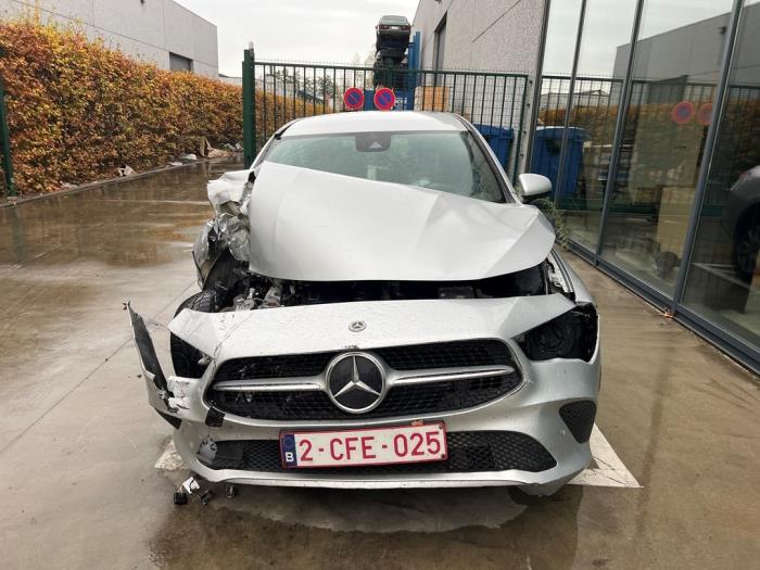 Mercedes CLA V1084