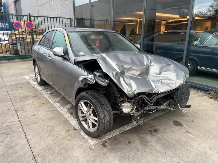 Mercedes C (W204) 1.8 C-180K 16V