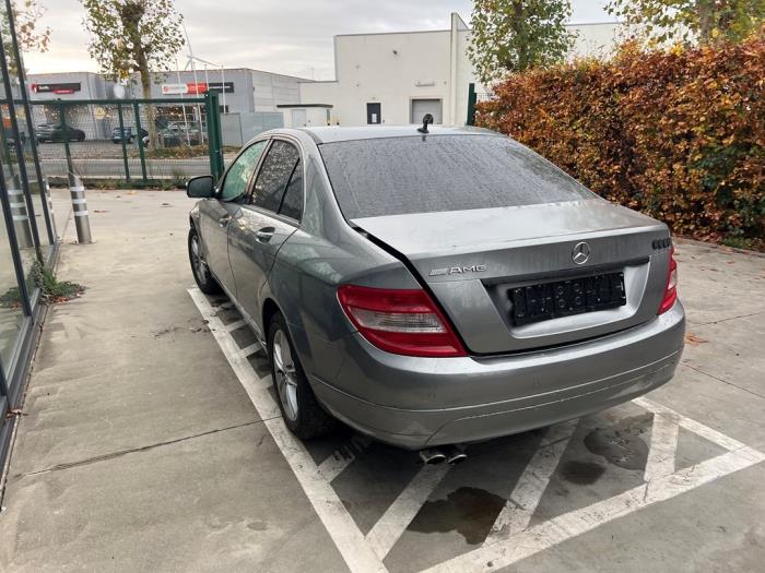 Mercedes C-Klasse V1092