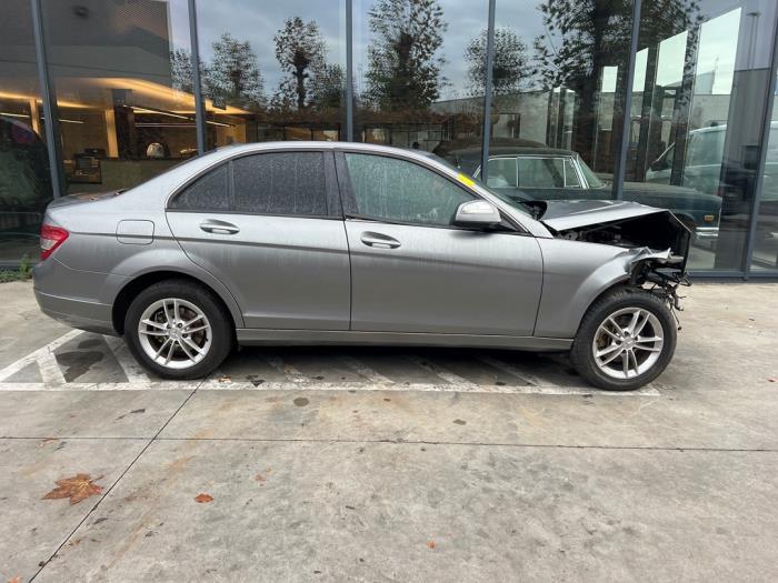 Mercedes C-Klasse V1092