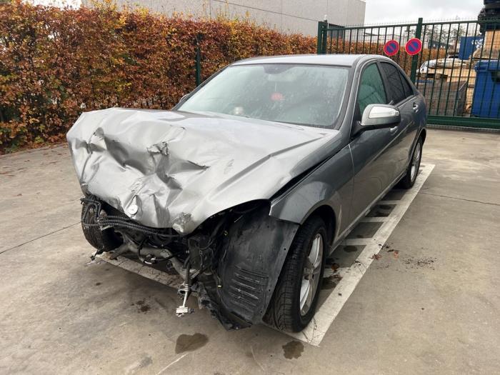 Mercedes C-Klasse V1092