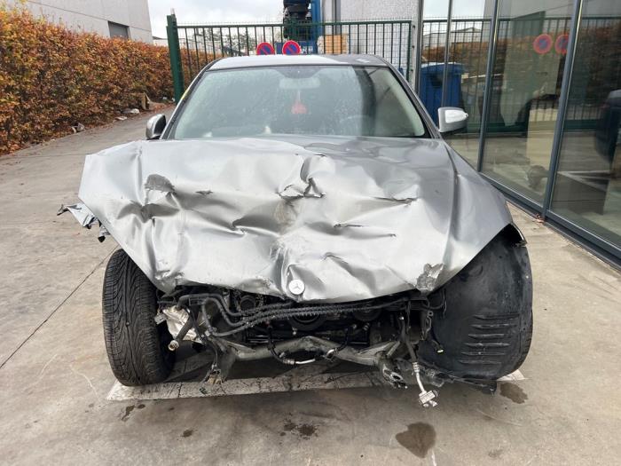 Mercedes C-Klasse V1092