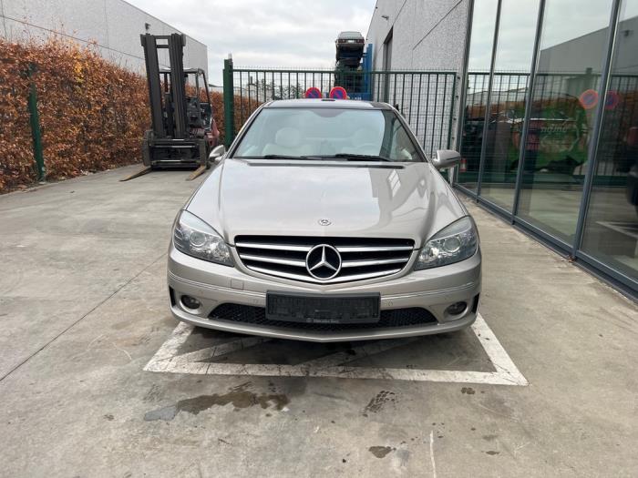 Mercedes C-Klasse V1102