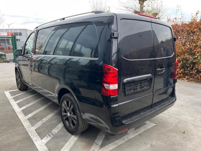 Mercedes Vito V1103