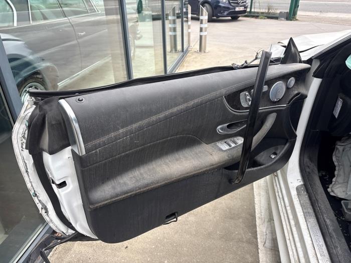 Mercedes E-Klasse V1107