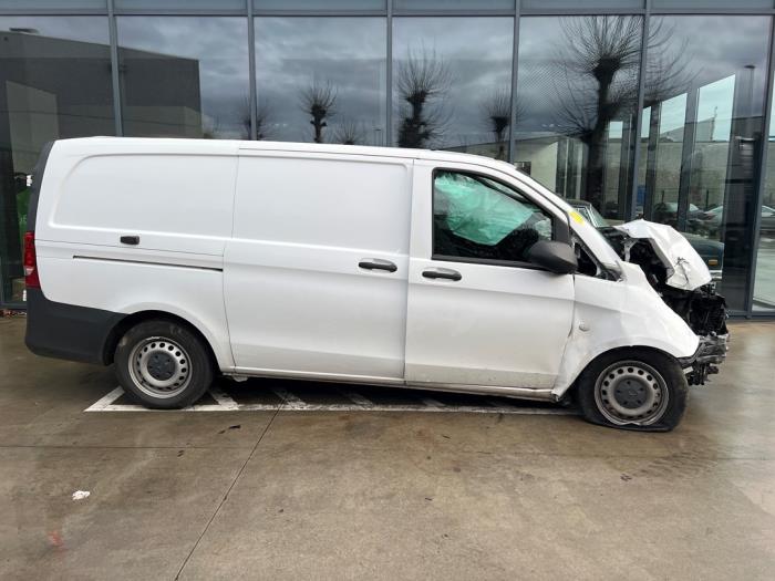 Mercedes Vito V1119