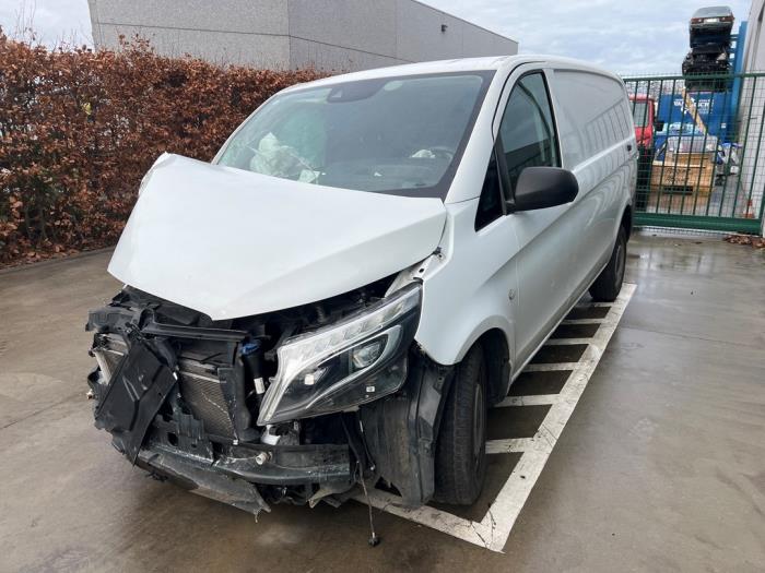 Mercedes Vito V1119