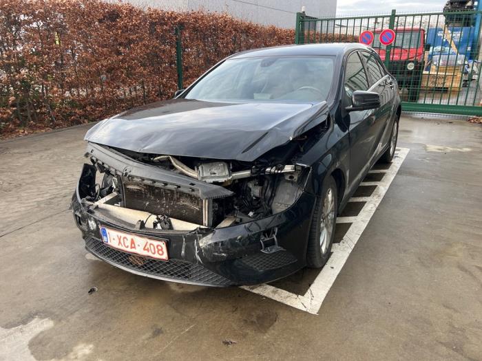 Mercedes A-Klasse V1121